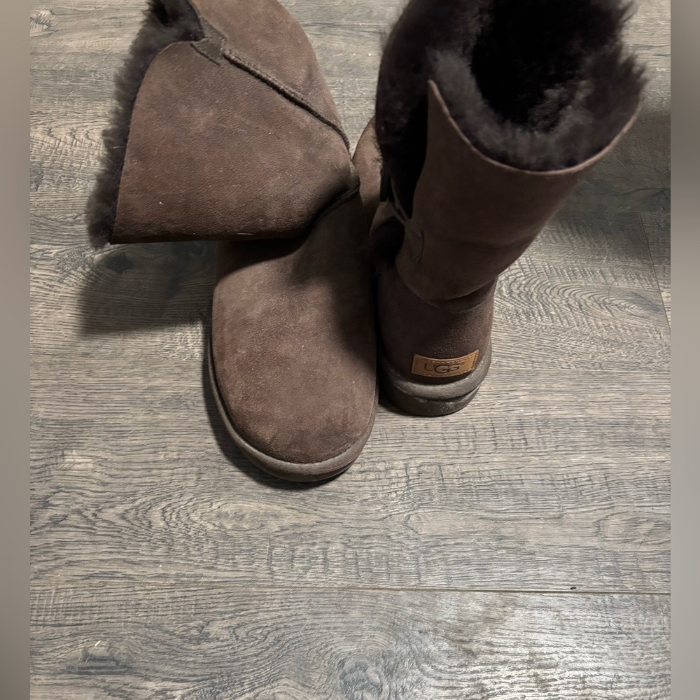 Ugg boots size 8
